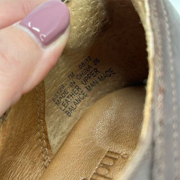 Clarks Indigo Women's Brown Leather Lace-Up Block Heel Shoes Size 7 Round Toe - Picture 12 of 12